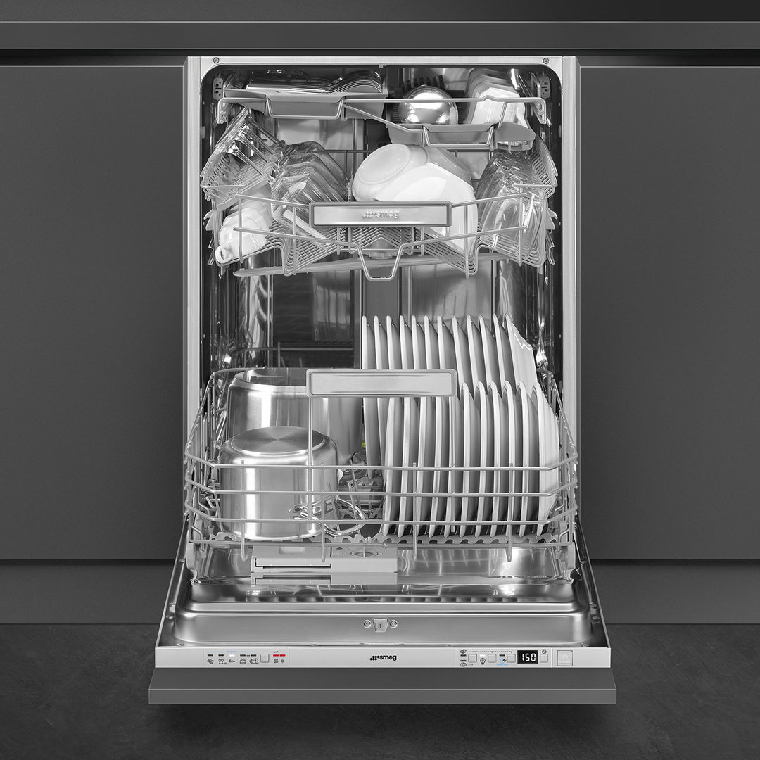Фото Посудомоечная машина Smeg STL323BL