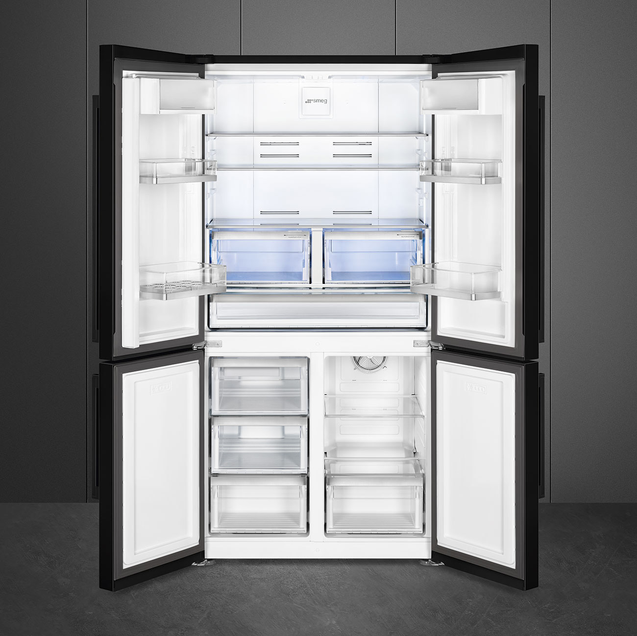 Фото Холодильник Smeg FQ60NDE