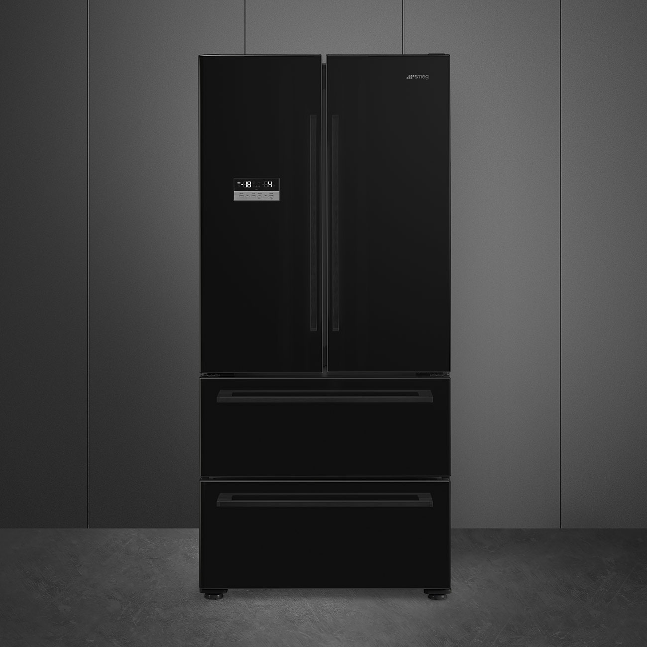 Фото Холодильник Smeg FQ55FNDE