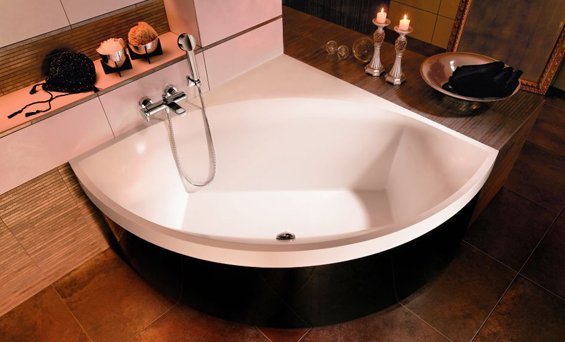 Фото Квариловая ванна Villeroy&Boch Squaro 145x145 UBQ145SQR3V-01