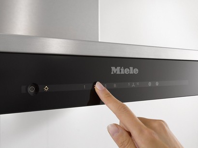Фото Вытяжка Miele DA6698W