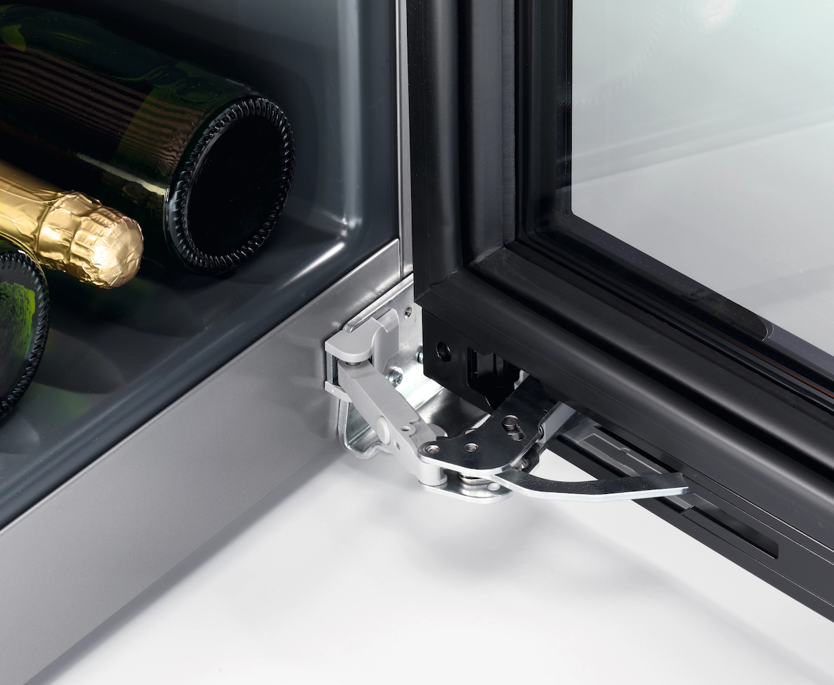 Фото Винный шкаф Miele KWT 6834 SGS