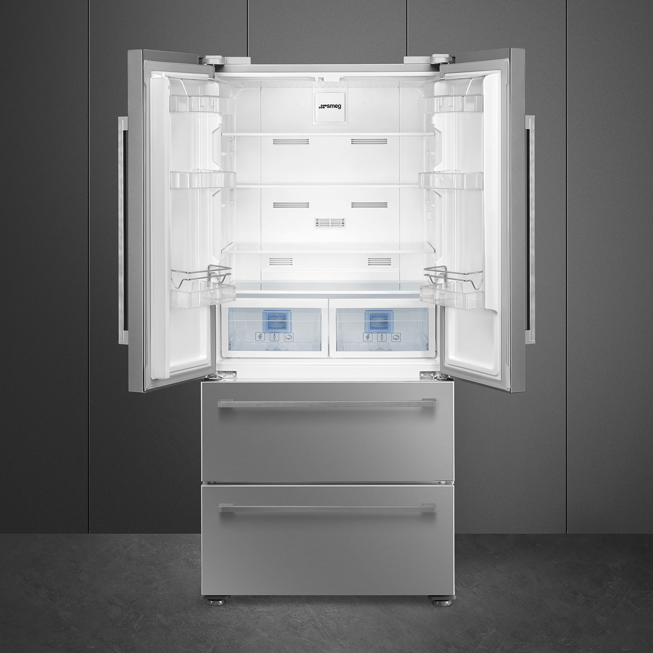 Фото Холодильник Smeg FQ55FXDE
