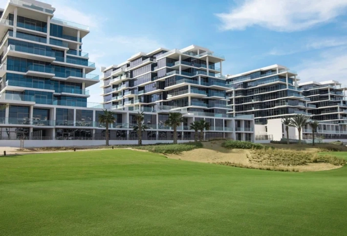 DAMAC Hills - Golf Horizon
