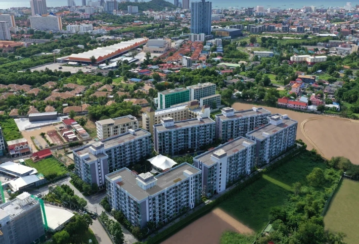 Dusit Grand Park