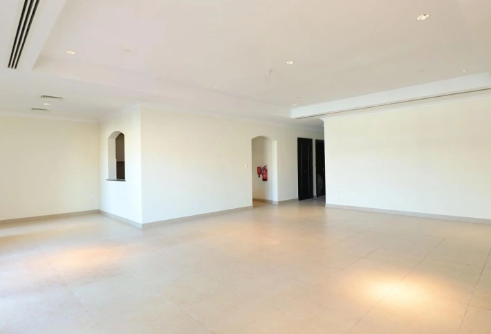Porto Arabia Tower 3