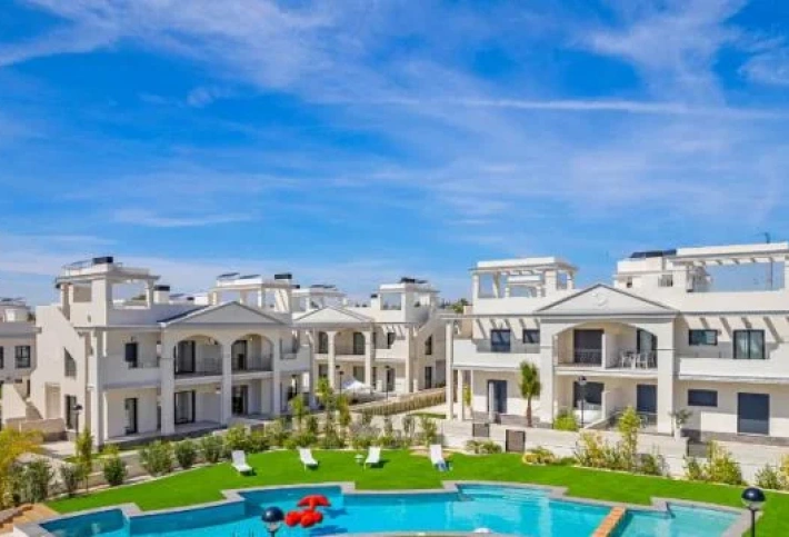 Жилой квартал Euromarina Apartments