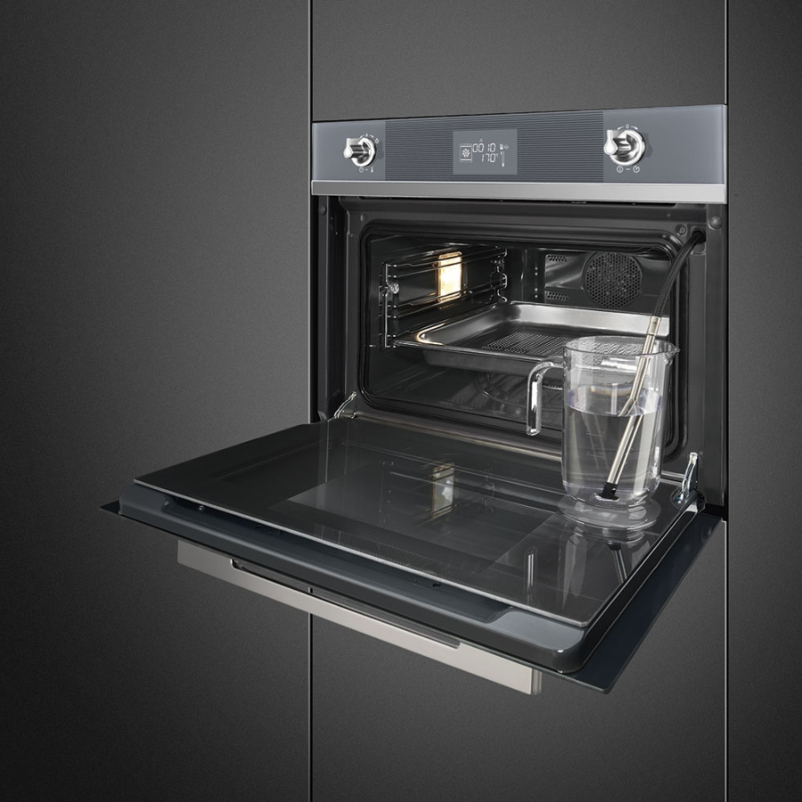 Фото Духовой шкаф комбинированный с пароваркой Smeg SF4102VCS