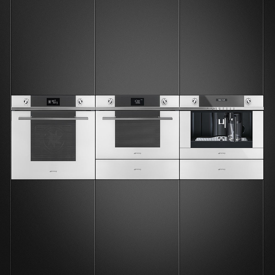 Фото Кофемашина Smeg CMS4101B