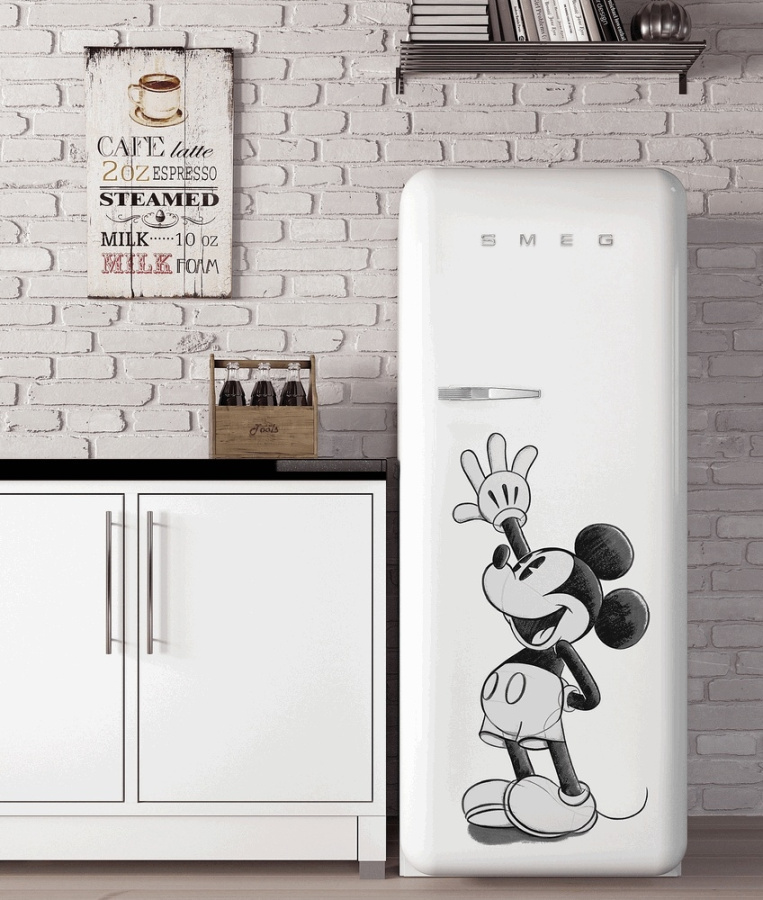 Фото Холодильник Smeg FAB28RDMM5