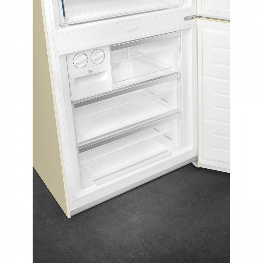 Фото Холодильник Smeg FA8005LPO5